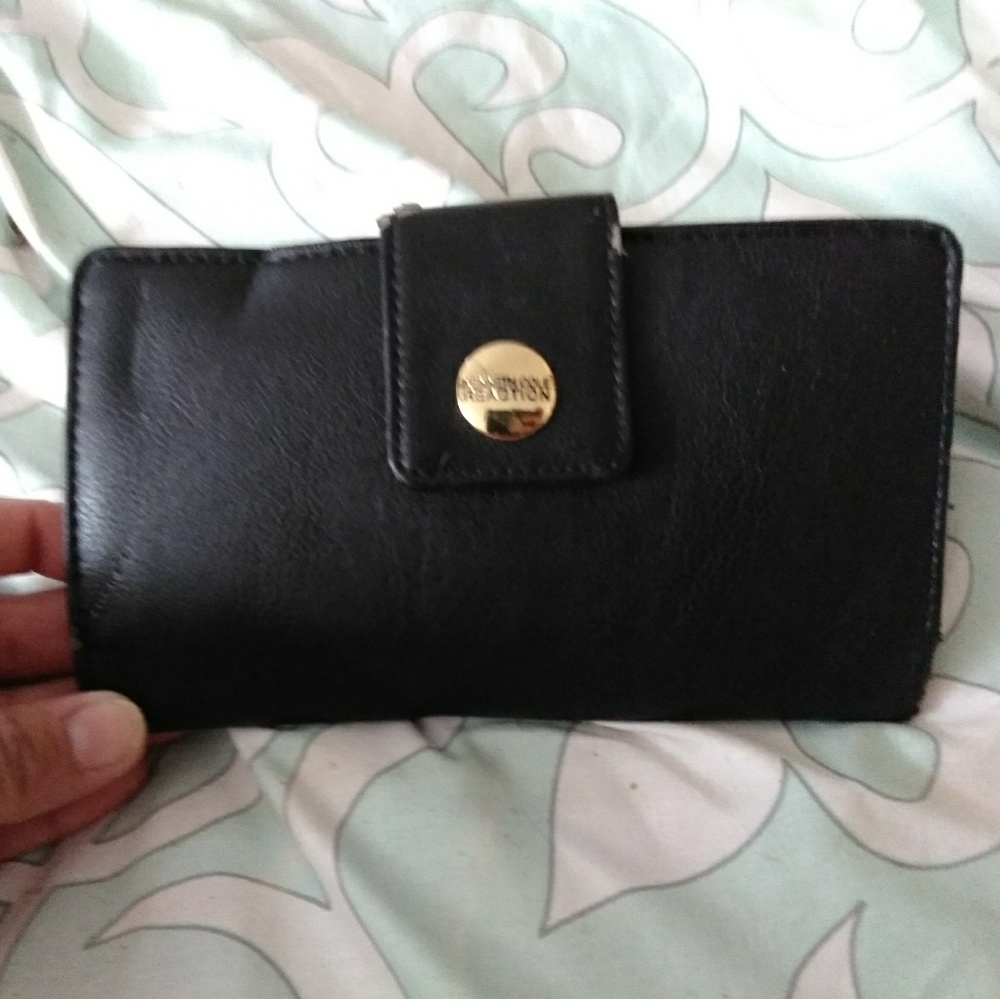 Woman's Wallet